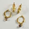 Two Pairs of 18kt Gold Earrings