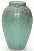 ROOKWOOD POTTERY VASE 1922