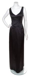 A Richard Tyler Black Silk Sleeveless Gown