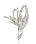 An 18 Karat White Gold and Diamond Brooch Retzignac