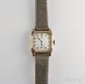 Ladys Omega 14kt Gold Wristwatch