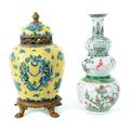 Large Chinese porcelain covered urn