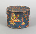 Pennsylvania small round wallpaper box mid 19th c