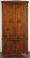 Pennsylvania pine onepiece corner cupboard