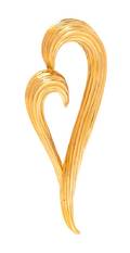 An 18 Karat Yellow Gold Heart Brooch Dunay