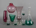 Nine pieces of miscellaneous art glass