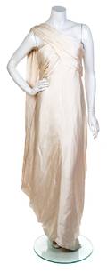 A Jacqueline de Ribes Cream Gown