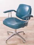 Takara Belmont Vinyl Upholstered Office Chair