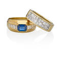 Sapphire or diamond  yellow gold rings