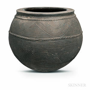Nupestyle Pottery Vessel