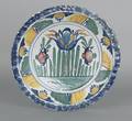 Bristol Delft tulip charger ca 1720
