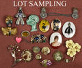 Approx 500 brooches and pins