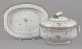 Chinese export porcelain tureen cover and undertray early 19th c