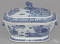Chinese export porcelain blue and white tureen and cover 19th c