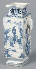 Blue and white Chinese export vase