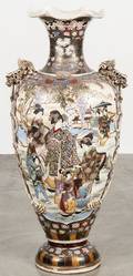 Japanese porcelain palace urn