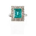 Fine colombian emerald diamond  platinum ring