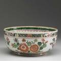 Chinese export deep bowl with floral decoration 19th c 4 14 x 9 14 dia