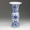 Chinese export blue and white baluster form vase 19th c hairlines in base 17