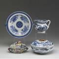 Chinese export four pieces blue and white covered round tureen with crab handle asis hot water warmer pitcher and small covered dish 19th c largest 11