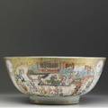 Chinese export punchbowl with figural decoration 18th c 7 x 15 dia