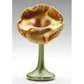 Quezal jackinthepulpit vase with a green and gold pulledfeather stem on gold ground signed quezal 533 6 12 x 4 14