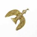 Eric de kolb sculptural gold bird pendant bright and matte 14k gold in aztec style new york city ca 1970 note this piece was produced following a tour of his home and collection by the metropol