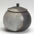 Janet leach covered stoneware jar impressed mark 6 12 x 6 dia