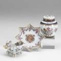 Samson armorial china three pieces include footed open salt miniature ginger jar and star shaped candy dish 19th c tallest 4