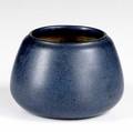 Marblehead closedin vase with matte blue glaze marked 4 x 3 34 dia
