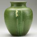 Ruth erickson grueby fine vase with three daffodils in yellow and ivory 1914 stamped circular pottery mark re 714 11 x 9