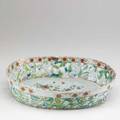 Chinese export reticulated tray with floral and butterfly polychrome decoration ca 1775 13 12 x 11 x 13 12