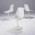 Saarinen style set of three tulip side chairs in white fiberglass 31 x 18 x 18
