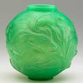 Lalique formose vase in cased green glass france ca 1924 m p 425 no 934 script signature r lalique france 7 x 6 12