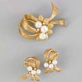 Gold and pearl ribbon jewelry with diamonds ca 1960 three pieces textured 14k yg brooch and earrings with nine diamonds approx 18 ct tw 162 dwt gw 251 gs gw largest 2