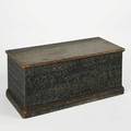 Painted blanket chest grainpainted pine with till box mid 19th c 16 12 x 37 14 x 17