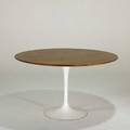 Eero saarinenknoll internationaltulip dining table usa 1960swalnut and enameled castironunmarked28 x 48 dia