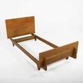 Oscar stonorov  willo von moltke red lion furniture twin bed philadelphia 1941 hoduran mahogany unmarked 33 x 84 x 41 awardwinning design in the 1941 moma organic design competition