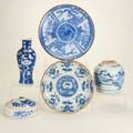 Asian porcelain five blue and white 19th20th c ginger jar covered vessel vase etc unmarked tallest 10