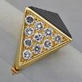 Modern 18k gold diamond onyx ring ca 1980 triangular panels of ten circular brilliant cut diamonds approx 90 ct tw hinged shank to accommodate larger joint 56 dwt size 4