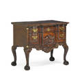 Philadelphia chippendale style lowboy carved walnut with one drawer over three configuration on ball and claw feet early 20th c 30 14 x 35 14 x 21 12