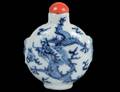 FINE BLUE AND WHITE PORCELAIN SNUFF BOTTLE