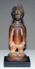 370 AFRICAN YORUBA TRIBAL STATUE