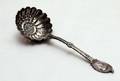 197 19C Ball Black Co Sterling Medallion Pierce Ladle