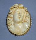 339 LARGE CARVED IVORY CAMEOClassical head of lady wi