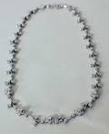 1197 14K WHITE GOLD AND DIAMOND NECKLACE