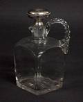 47 GLASS DECANTER