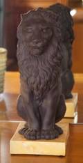 CERAMIC LION STATUE