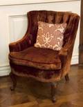 WINE COLORED VELVET BERGERE