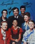 HAPPY DAYS CAST SIGNED PUBLICITY PHOTOGRAPH